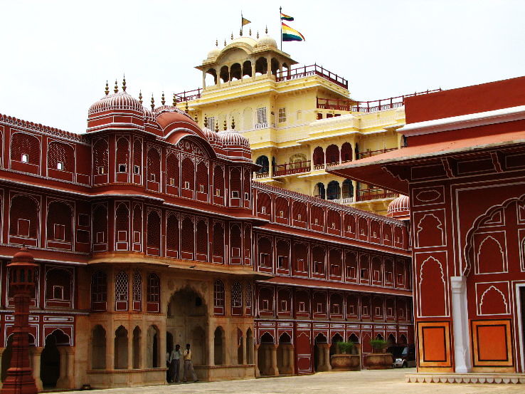 2. Road Trip to the Royal City of Jaipur